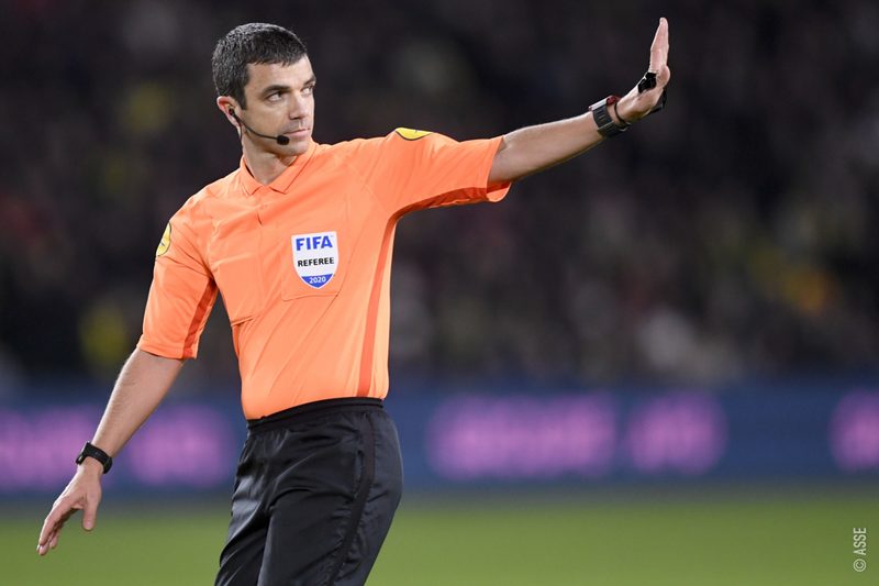 Frank Schneider, arbitre international